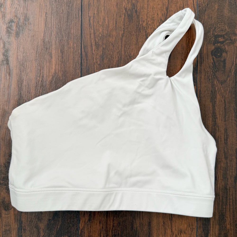 White sports bra